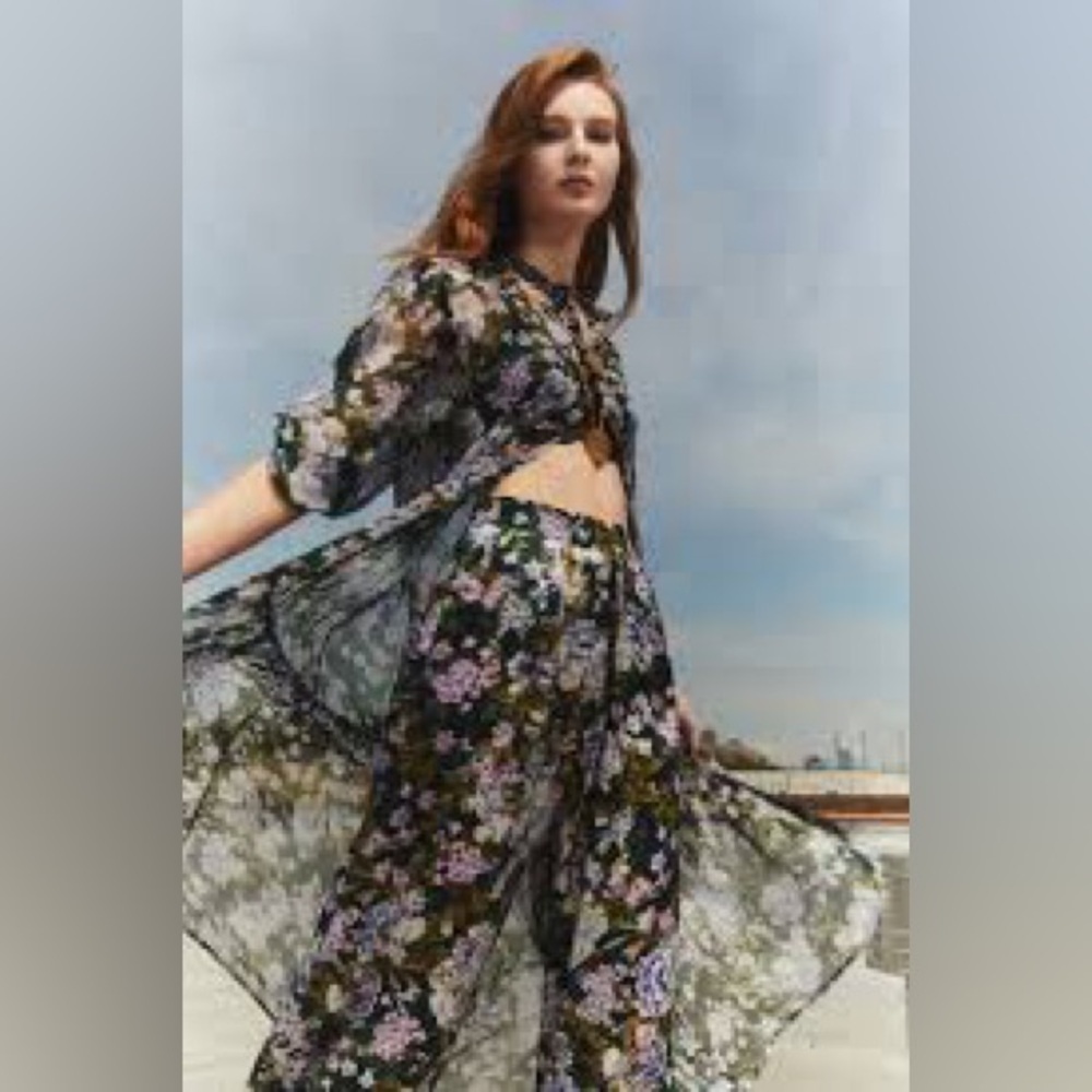 CHRISTY LYNN
Women’s Wide leg pants